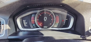 Volvo V60 D6 Plug-in-Hybrid  288 C.P. - imagine 10