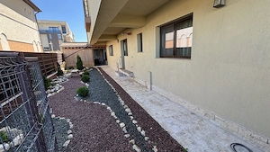  Apartament 3 camere, curte personală, foișor, mobilat. Termen lung! O lună cu două garanție! - imagine 9