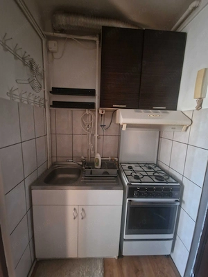Garsoniera de inchiriat in zona Dambovita - imagine 2