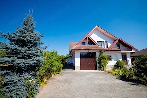 Pensiune cu teren de 5.700 mp, Runcu - Cheile Sohodolului - imagine 3