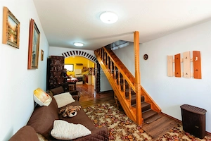 Pensiune cu teren de 5.700 mp, Runcu - Cheile Sohodolului - imagine 8
