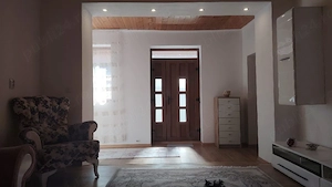 Vând casa renovată în Alparea - imagine 4