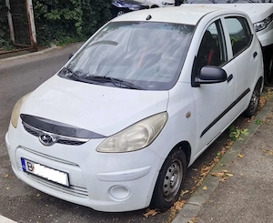 Vand sau inchiriez in Bucuresti Hyundai I10 capacitate 1.1l, an fabricatie 2011 - imagine 2