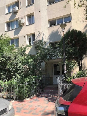 Vanzare apartament 3 camere metrou 1 Decembrie