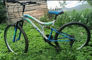 Bicicleta de vânzare 