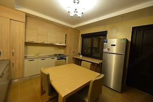 Vil #259; de lux cu 4 camere, 3 dormitoare cu b #259;i proprii  #537;i curte privat #259; – l #226;n - imagine 5