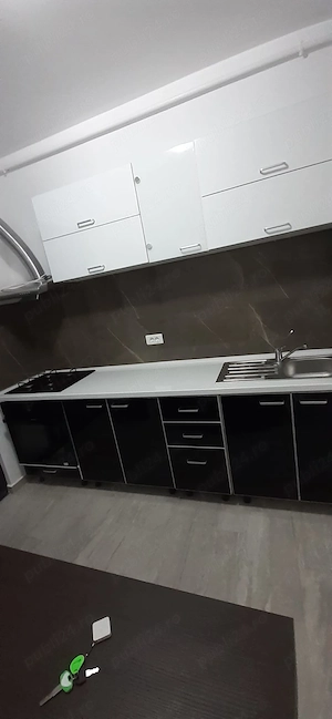 Închiriez apartament cu 2 camere  - imagine 4