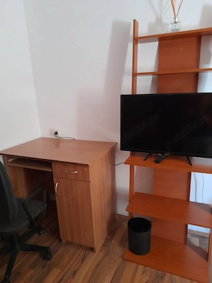 inchiriez camera cu baie si bucatarie la casa - imagine 6