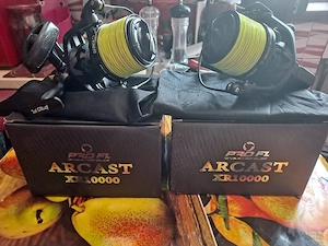 Vand 2 mulinete FL ARCAST XR 10000