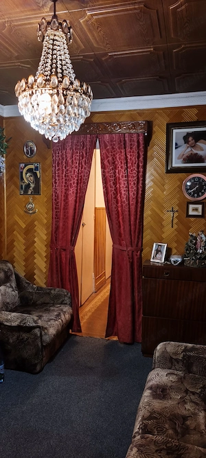 Vând apartament in Sibiu confort 1 de 92 mp, 4 camere decomandate (opțiune a 5-a), bucătărie, 2 băi 