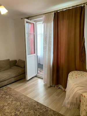 Apartament 2 camere zona Cedonia - imagine 2