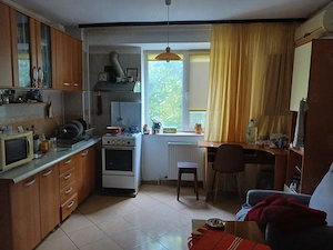 Vand apartament o camera , 40 mp utili.,  - imagine 5