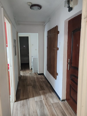 Închiriere apartament cu 2 camere decomandat, zona UMFST. - imagine 3