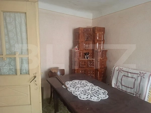 Proprietate cu 2 case, 2.100 mp teren și multiple anexe - imagine 14