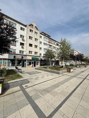 Inchiriez spatiu comercial 60m - imagine 4