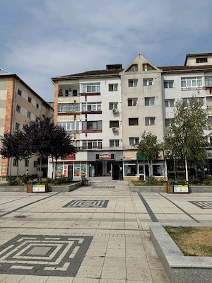 Inchiriez spatiu comercial 60m - imagine 3