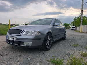 Vand skoda octavia 2 unic proprietar de noua  - imagine 2