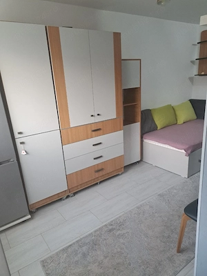 Închiriez  Garsoniera în  Ploiești  - imagine 5