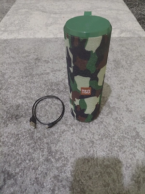 Boxă portabilă wireless