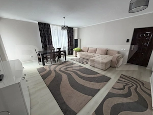 Apartament 2 camere, 2 parcari, zona Vivo