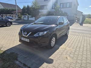 Ofer  sore vanzare, autoturisn marca Nissan Qashqai 1,5 dci, pe motorina, cumparata noua din Romania - imagine 4