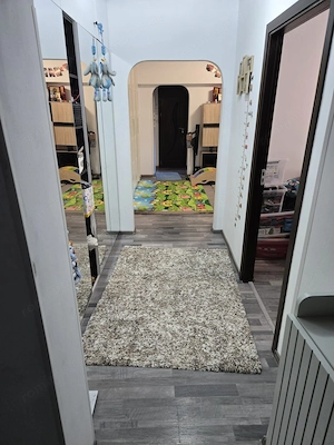 3 camere renovat, centrală proprie, balcon mare, vedere liberă, Dristor - imagine 3