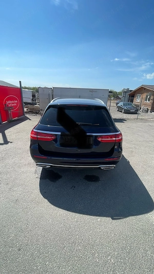 Mercedes-Benz E Class - imagine 7