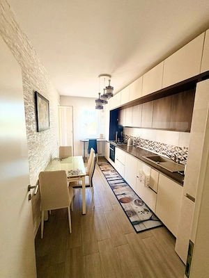 Apartament 2 camere, 60 mp, parcare, zona Tractorul  - imagine 5