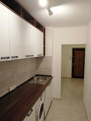 Ofer spre inchiriere garsoniera, zona Piata Muncii - imagine 5