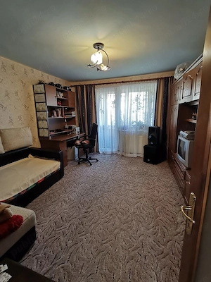 Vand apartament cu 4 camere, strada Imparatul Traian, aproape de Policlinica - imagine 6