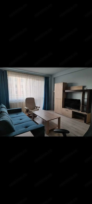 Apartament de 2 camere in zona Tractoru Brasov - imagine 2
