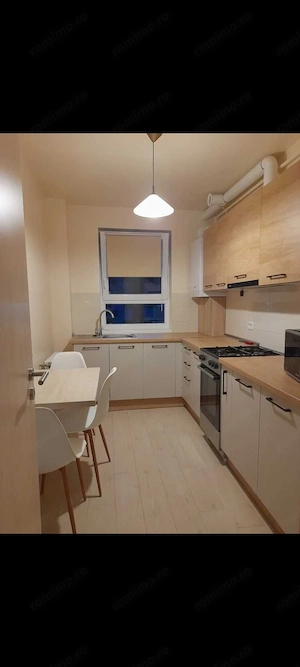 Apartament de 2 camere in zona Tractoru Brasov - imagine 6