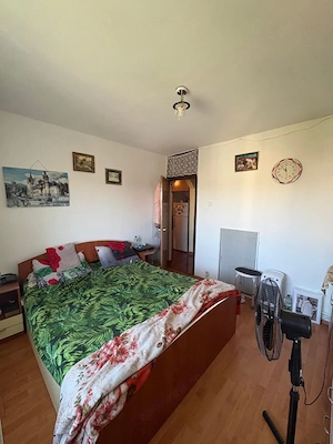 Apartament 3 camere, 64 mp utili, etaj 4/4 – acoperiș , orientare vest - imagine 2