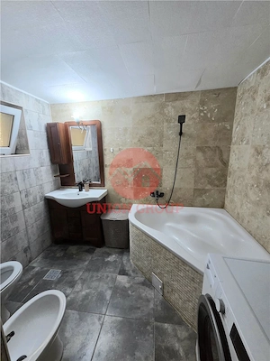 Vila 3 Nivele cu Spatiu Comercial Str. Cuza Voda - imagine 12