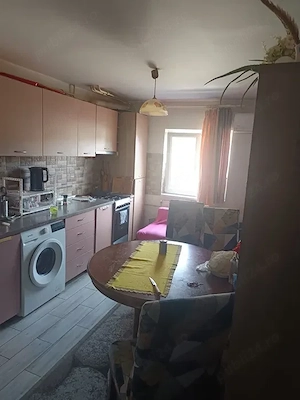 De vanzare-apartament 2 camere zona Lipovei - imagine 2