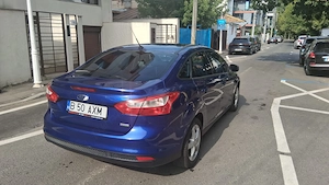Societate Comerciala vinde Ford Focus - imagine 3