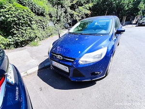 Societate Comerciala vinde Ford Focus - imagine 5