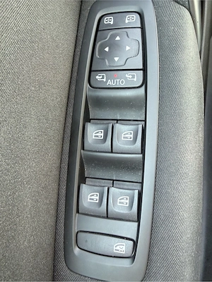 Renault Megane 4 1.5dci automat  - imagine 4