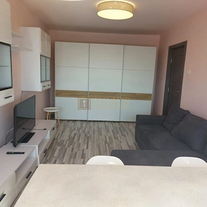 Complexul Studențesc| Apartament lux| 3 camere| centrala| lift| clima - imagine 2