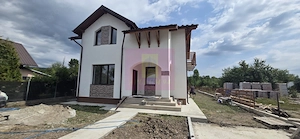 Vila cu 4 camere de vanzare  in Brebu - imagine 2