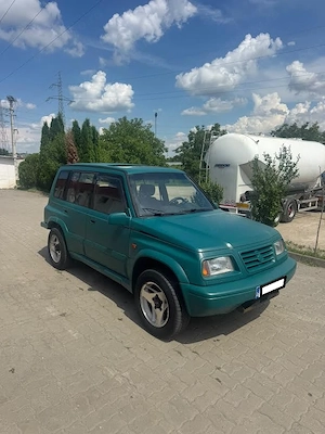 Suzuki Grand Vitara 2 L 4x4 - imagine 3