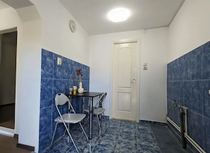 Proprietar vand casa renovata , cu teren 2000 mp ,deschidere de 113 m,in comuna Farcasele,jud.Olt - imagine 8