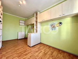 Apartament cu 4 camere de vanzare in Gheorgheni la cheie cu lift - imagine 10