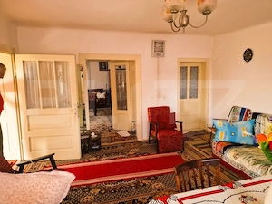 Casa 58 mp, cu teren 8290 mp intravilan, Iclod - imagine 5