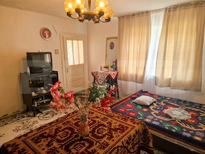 Casa 58 mp, cu teren 8290 mp intravilan, Iclod - imagine 9