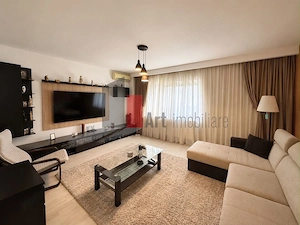 APARTAMENT DE 3 CAMERE