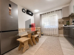 APARTAMENT DE 3 CAMERE - imagine 3