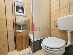 APARTAMENT DE 3 CAMERE - imagine 8