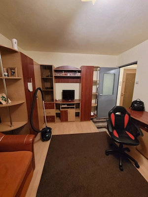Inchiriat Garsoniera Blascovici 250 euro -   - imagine 2