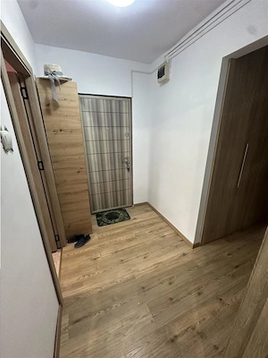 3 camere 2 balcoane decomandat cu centrala langa Posta - imagine 9